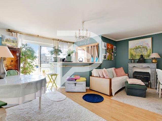 Vente Appartement 1 pièce 46.75 m2 Paris 19ème