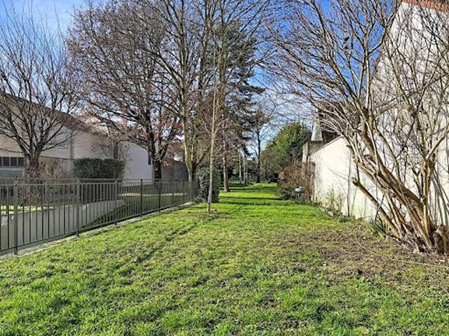 Vente Appartement 1 pièce 40.7 m2 Villejuif