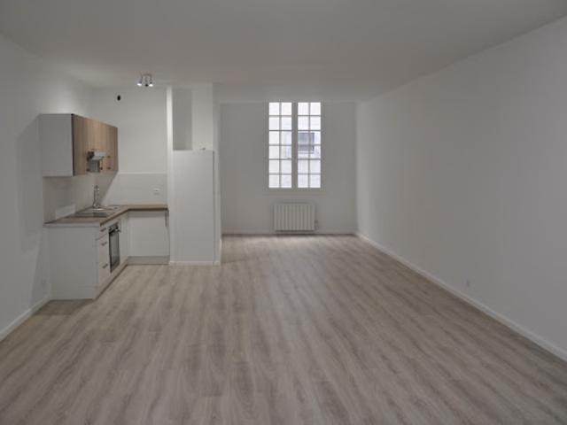 Vente Appartement 1 pièce 54.07 m2 Bayonne