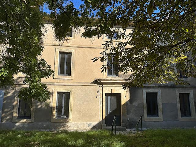 Vente Appartement 1 pièce 50 m2 Remoulins