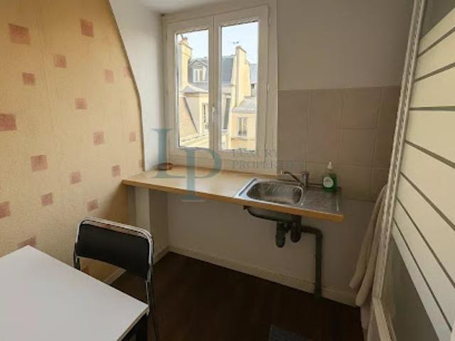 Vente Appartement 1 pièce 8.21 m2 Paris 8ème