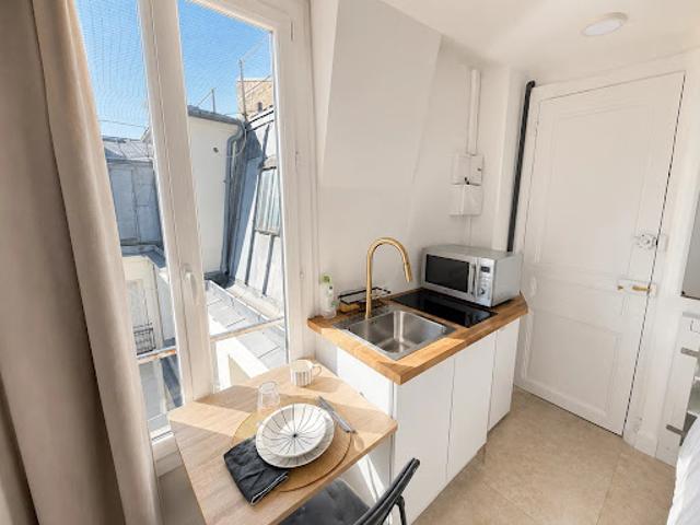 Vente Appartement 1 pièce 8.5 m2 Paris 16ème