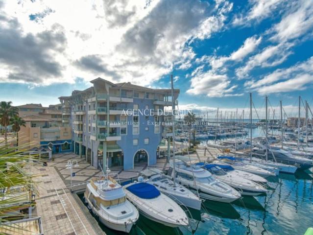 Appartement Port Frejus avec garage ! ? Un appartement bie