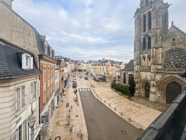 Vente Appartement 2 pièces 43.7 m2 Pontoise