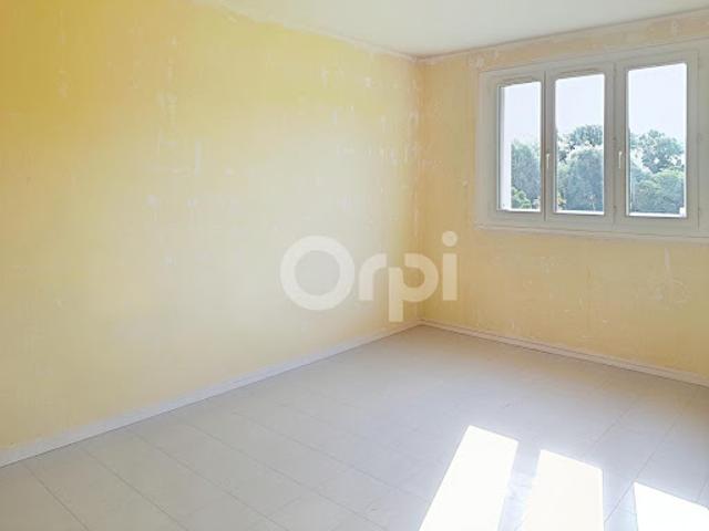 Vente Appartement 2 pièces 43.8 m2 Saint Fargeau Ponthierry