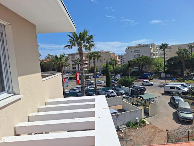 Vente Appartement 2 pièces 43 m2 Frejus