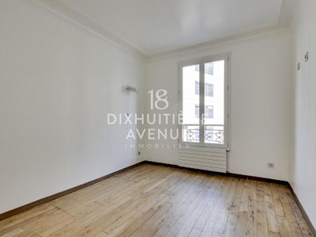 Vente Appartement 2 pièces 43 m2 Paris 18ème
