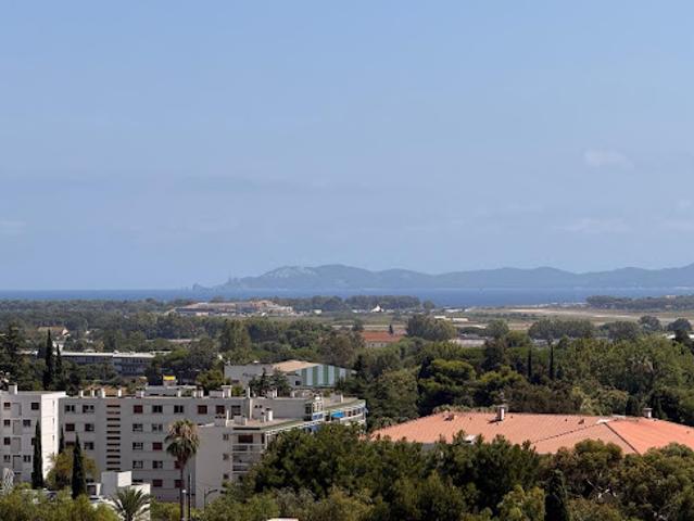 Vente Appartement 2 pièces 42 m2 Hyeres