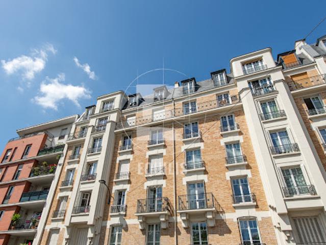 Vente Appartement 2 pièces 47.81 m2 Paris 17ème