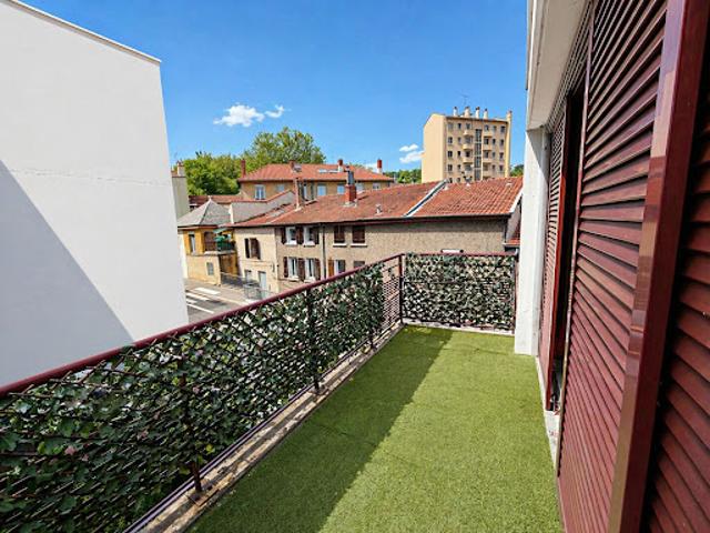 Vente Appartement 2 pièces 47.23 m2 Lyon 9ème