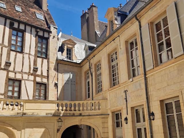 Vente Appartement 2 pièces 47 m2 Dijon