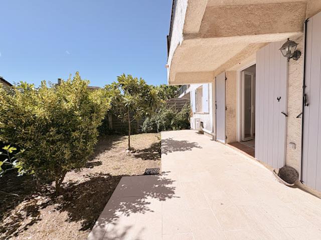 Vente Appartement 2 pièces 47 m2 Plan de la Tour