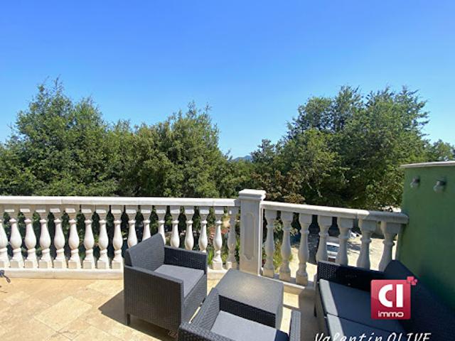 Vente Appartement 2 pièces 44.4 m2 La Roquebrussanne