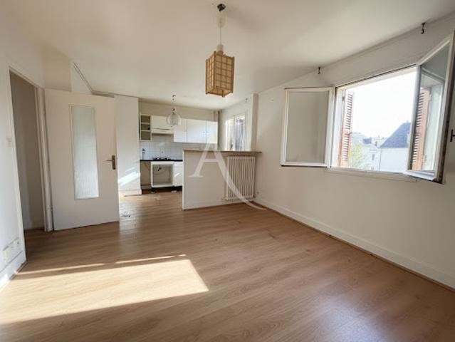 Vente Appartement 2 pièces 44.84 m2 Melun