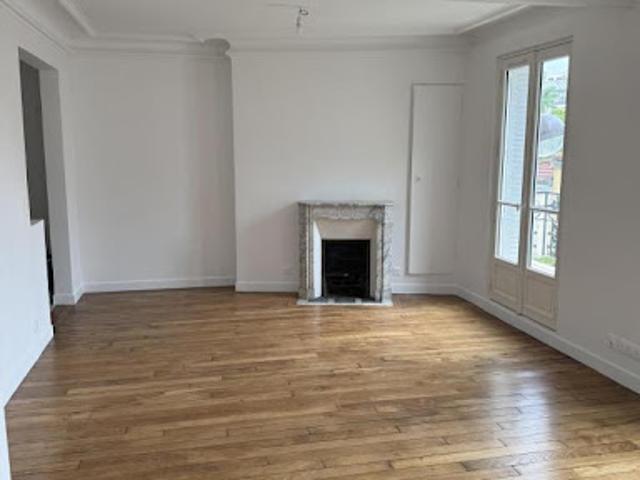 Vente Appartement 2 pièces 44.28 m2 Paris 20ème