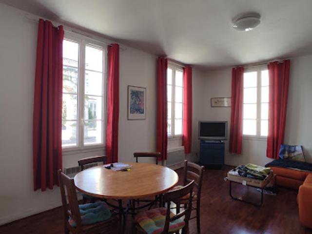 Vente Appartement 2 pièces 44 m2 Saintes