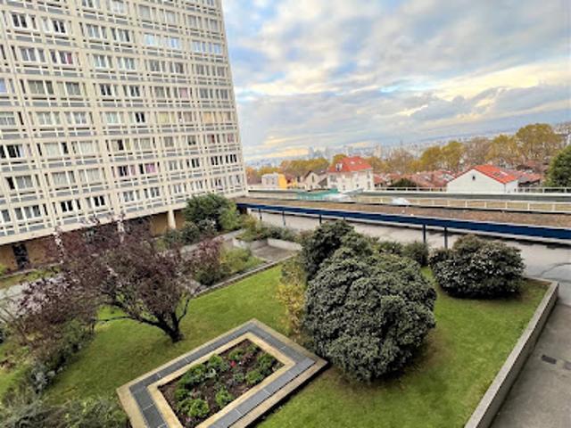 Vente Appartement 2 pièces 45.57 m2 Paris 19ème