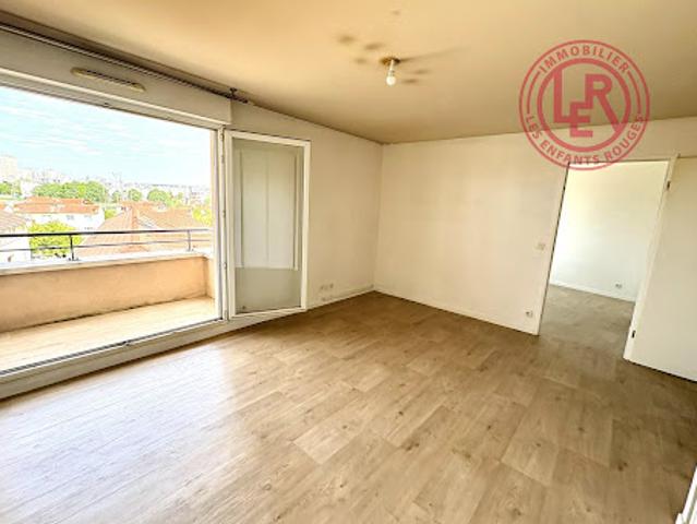 Vente Appartement 2 pièces 45.77 m2 Neuilly sur Marne