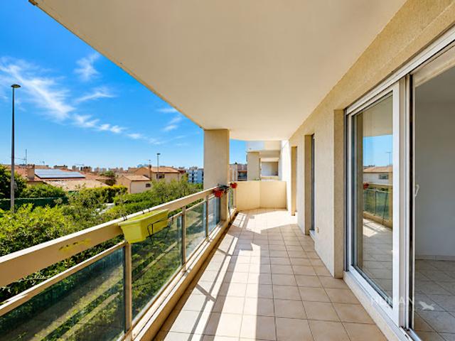 Vente Appartement 2 pièces 45.99 m2 Saint Laurent du Var
