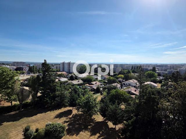 Vente Appartement 2 pièces 45.2 m2 Decines charpieu