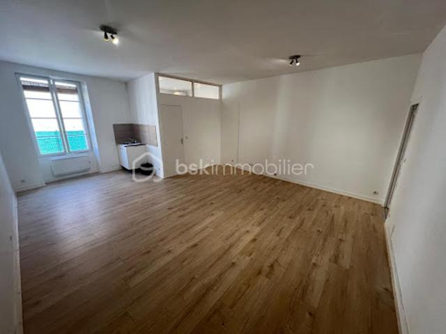 Vente Appartement 2 pièces 45 m2 Coulommiers