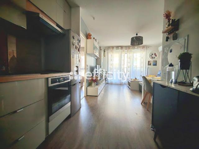 Vente Appartement 2 pièces 45 m2 Marignane