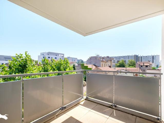Vente Appartement 2 pièces 46.48 m2 Lyon 8ème