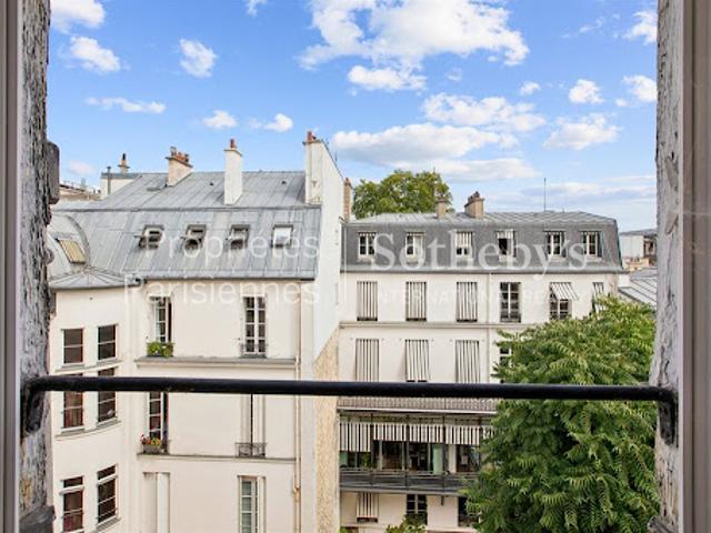 Vente Appartement 2 pièces 46.8 m2 Paris 7ème