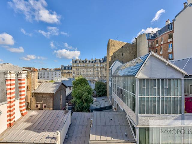 Vente Appartement 2 pièces 46.05 m2 Paris 18ème