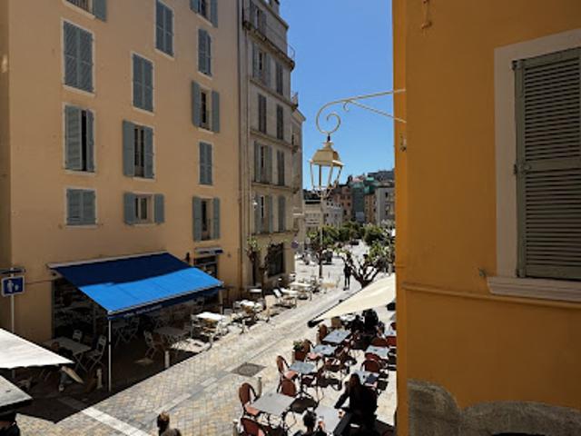 Vente Appartement 2 pièces 46 m2 Toulon