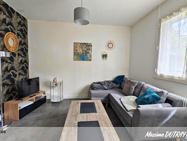 Vente Appartement 2 pièces 46 m2 Joue les tours