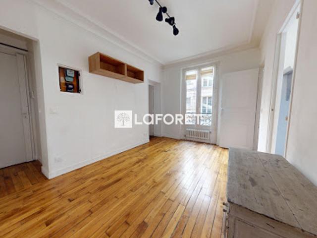 Vente Appartement 2 pièces 46 m2 Paris 10ème