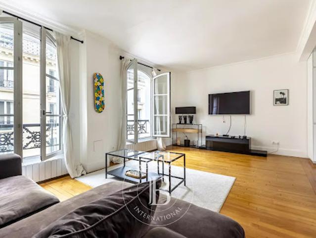 Vente Appartement 2 pièces 48.6 m2 Paris 17ème