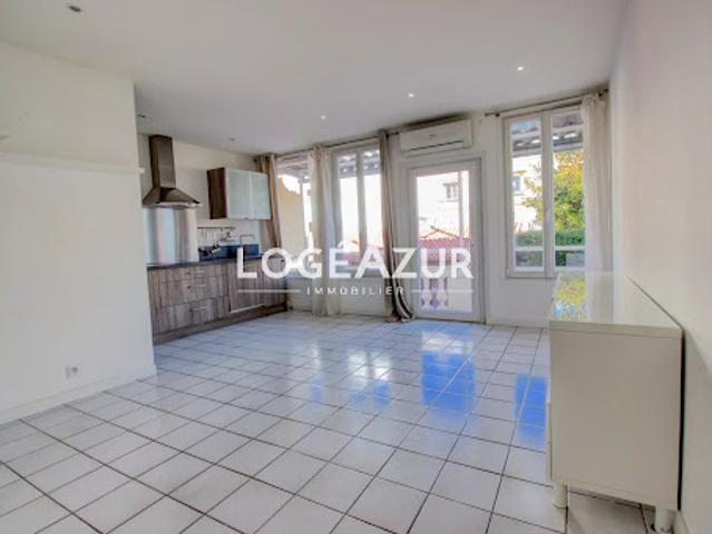 Vente Appartement 2 pièces 48.01 m2 Vallauris