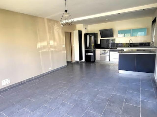 Vente Appartement 2 pièces 48 m2 Yerres