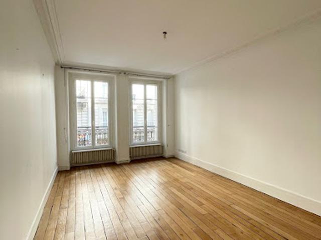 Vente Appartement 2 pièces 48 m2 Paris 10ème