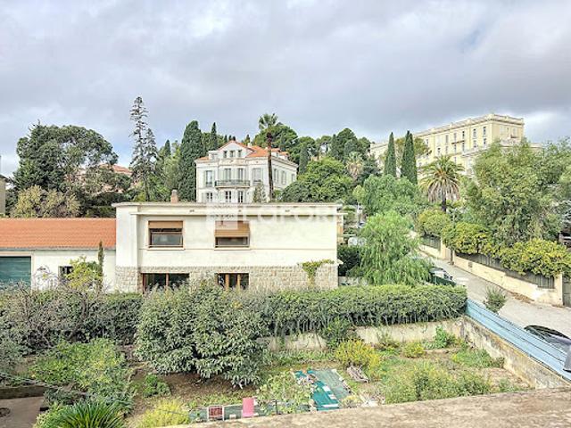 Vente Appartement 2 pièces 49.5 m2 Hyeres