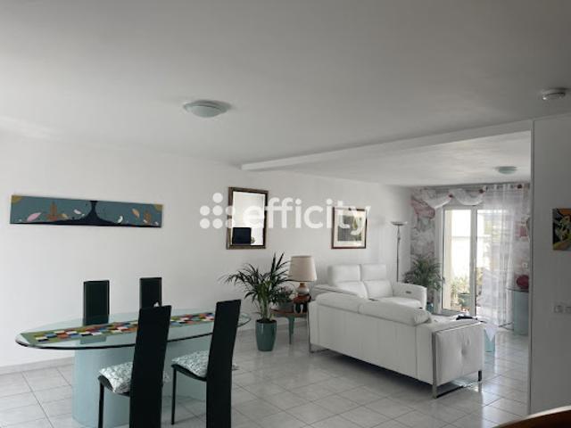 Vente Appartement 2 pièces 49 m2 Évry Courcouronnes
