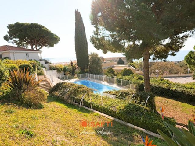Vente Appartement 2 pièces 49 m2 Nice