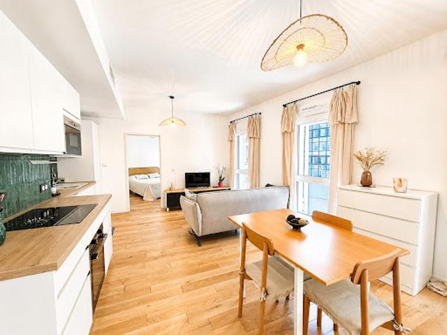 Vente Appartement 2 pièces 53.97 m2 Marseille 8ème