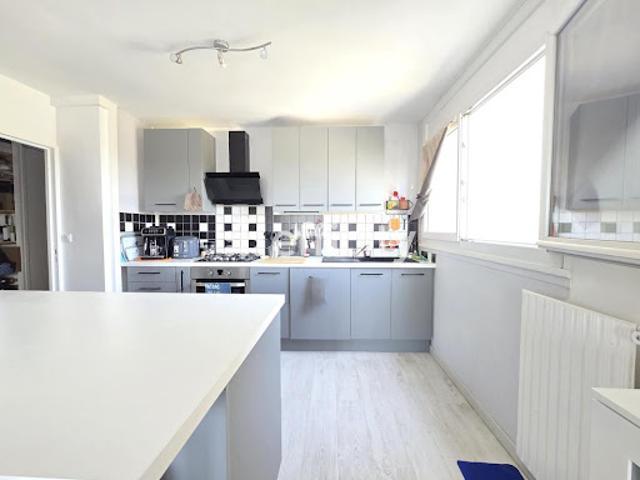Vente Appartement 2 pièces 53 m2 Maurepas