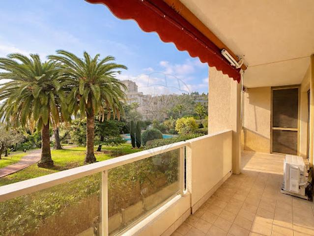 Vente Appartement 2 pièces 50 m2 Nice