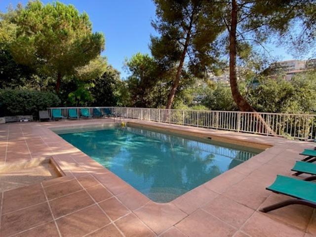 Vente Appartement 2 pièces 50 m2 Nice