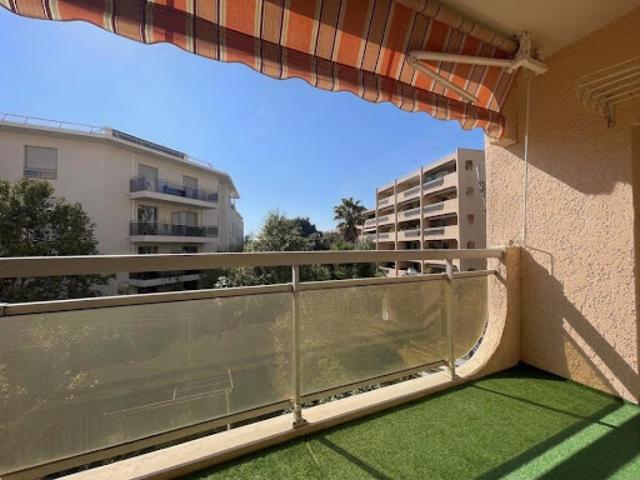 Vente Appartement 2 pièces 50 m2 Nice