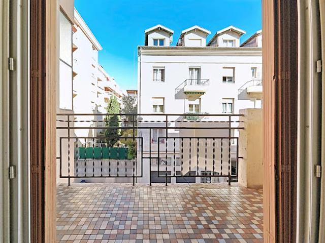 Vente Appartement 2 pièces 50 m2 Nice