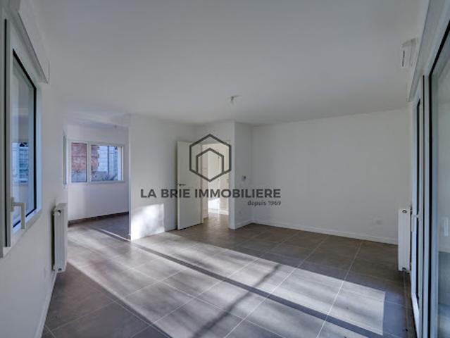 Vente Appartement 2 pièces 51.99 m2 Rubelles