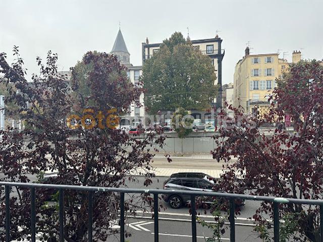 Vente Appartement 2 pièces 51 m2 Clermont Ferrand