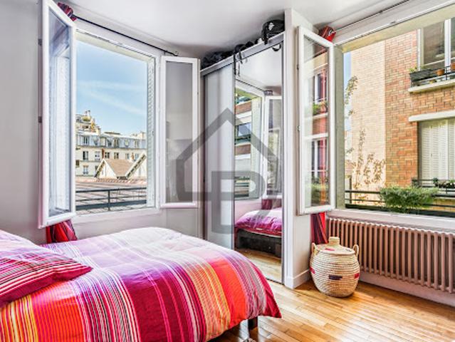 Vente Appartement 2 pièces 51 m2 Paris 19ème