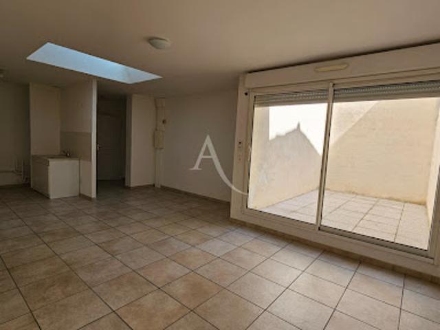 Vente Appartement 2 pièces 52.42 m2 Nimes