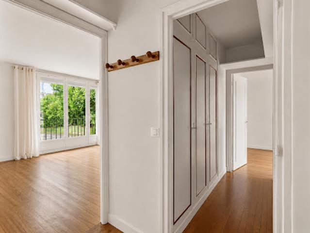 Vente Appartement 2 pièces 52.9 m2 Montreuil